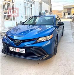 تۆیۆتا کامری